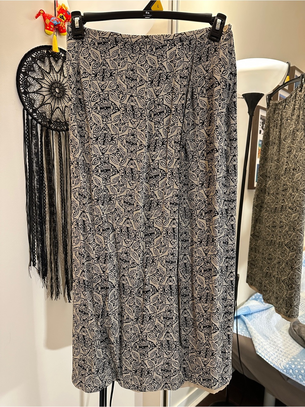 Women's Black & White Printed Maxi Skirt